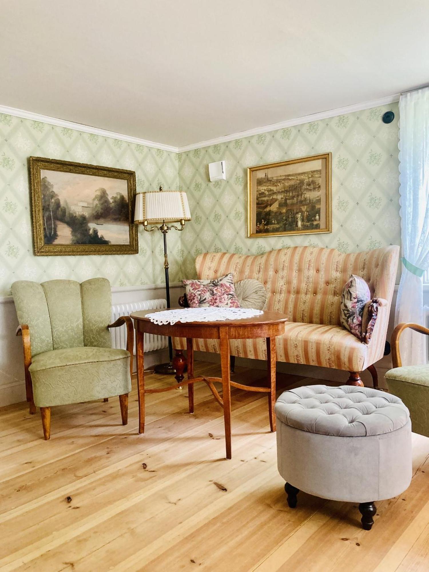Thorstorps Gard B&B Седерчепінґ Екстер'єр фото